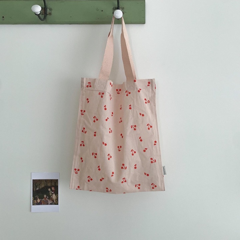LIEWOOD 리우드  :  Tote bag Small - Cherries / Apple blossom